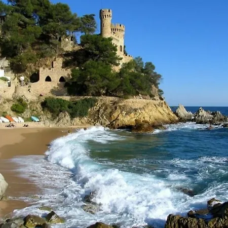 In - 104820 By Mo * Lloret de Mar